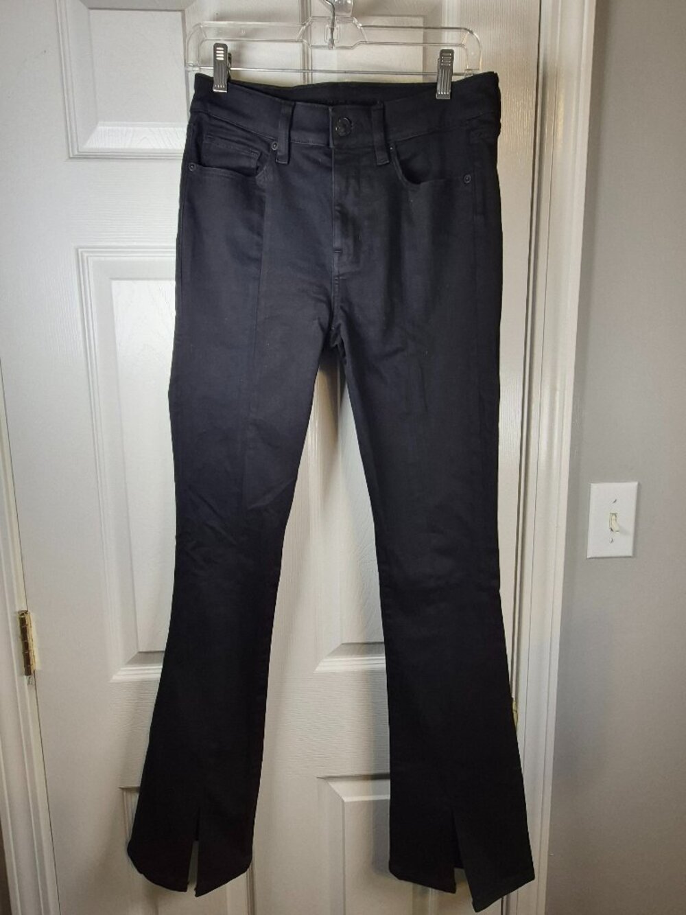 American Eagle High-Rise Skinny Kick Jeans with Split Hem in Black Size 6